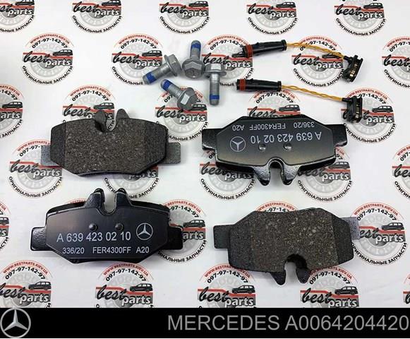 MERCEDES A0064204420 Задние тормозные колодки в наличии Полтава