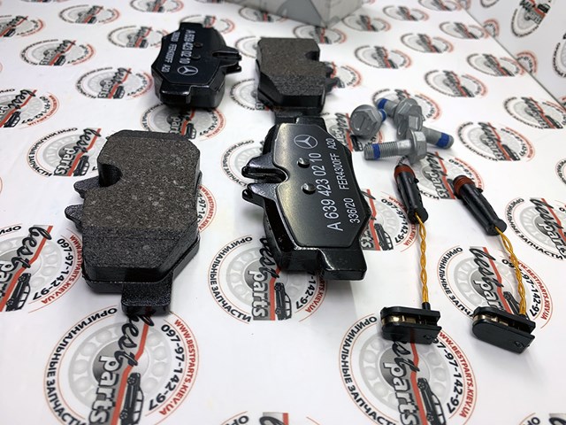 A0064204420 MERCEDES Колодки тормозные задние дисковые купить в Харьков