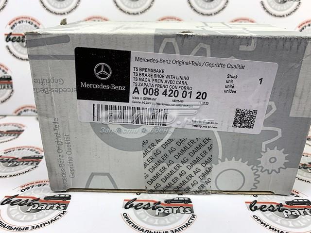 0084200120 MERCEDES Передние тормозные колодки купить в Черновцы