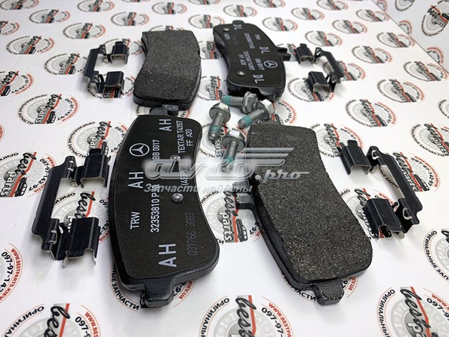 MERCEDES A0084201120 Задние тормозные колодки в наличии Черкассы