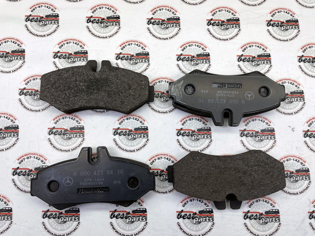 Колодки дисковые  A0084204420 MERCEDES