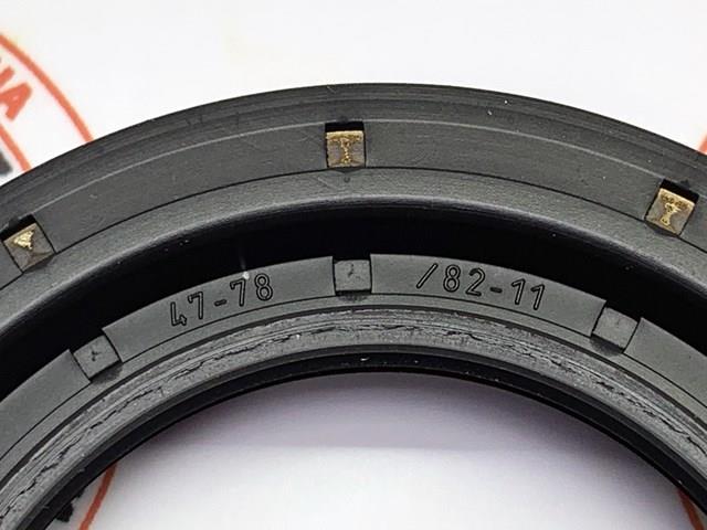 0249979947 MERCEDES Сальник хвостовика редуктора заднего моста купить в Запорожье