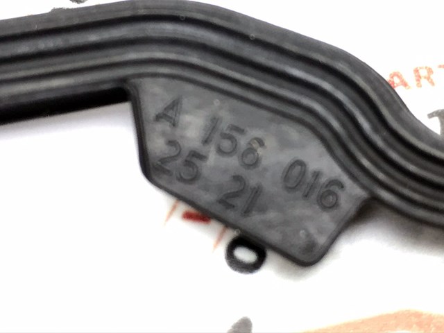 Правая прокладка клапанной крышки A156016252164 MERCEDES