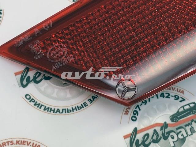 A1648201574 Катафот (отражатель) заднего бампера правый купить Кривой Рог