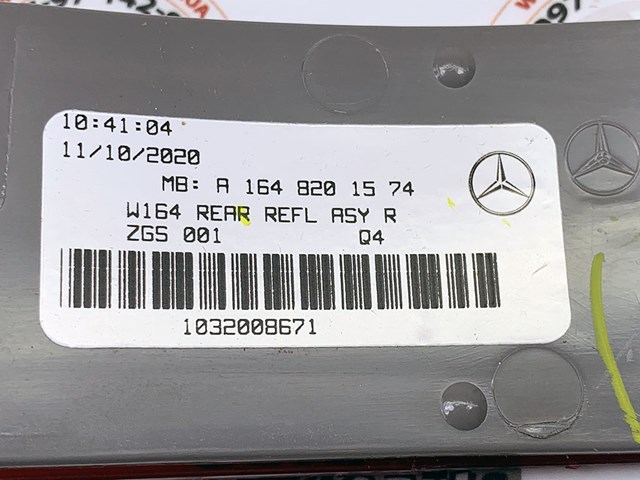 A1648201574 Катафот (отражатель) заднего бампера правый купить Черкассы