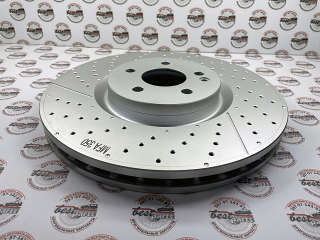Диск тормозной передний A1764210212 MERCEDES