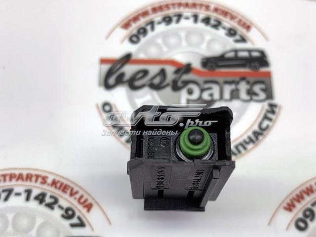 MERCEDES 2038217451 Кнопка привода замка крышки багажника (двери 3/5-й (ляды) в наличии Запорожье