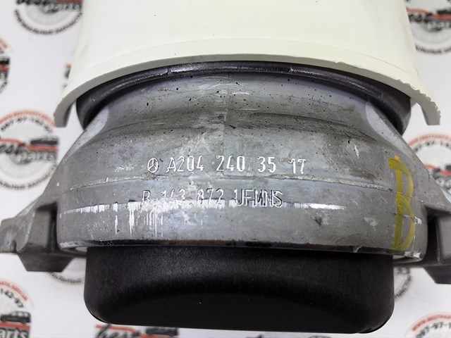 MERCEDES A2042403517 Подушка (опора) двигателя левая/правая в наличии Одесса
