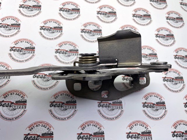 MERCEDES A2138800228 Петля капота правая в наличии Одесса