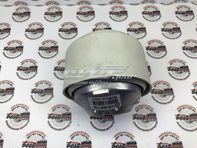 MERCEDES 221240671764 Правая подушка двигателя в наличии Черкассы