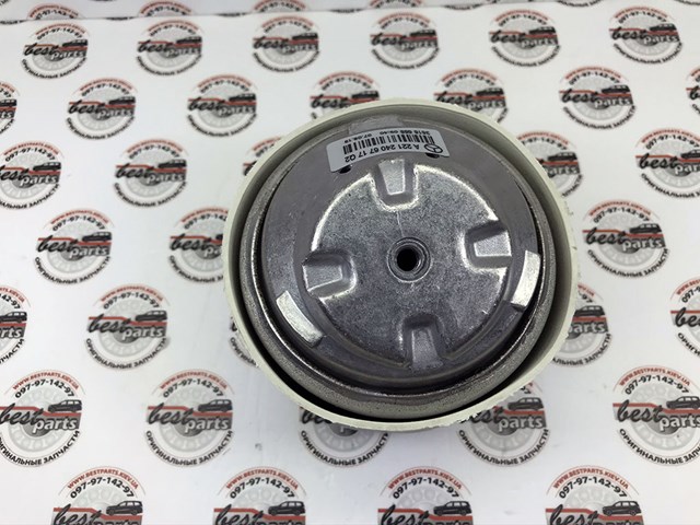 A221240671764 MERCEDES Подушка (опора) двигателя правая купить в Харьков