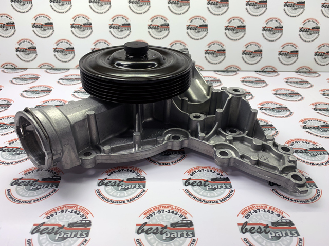 Помпа охлаждения Mercedes GLK