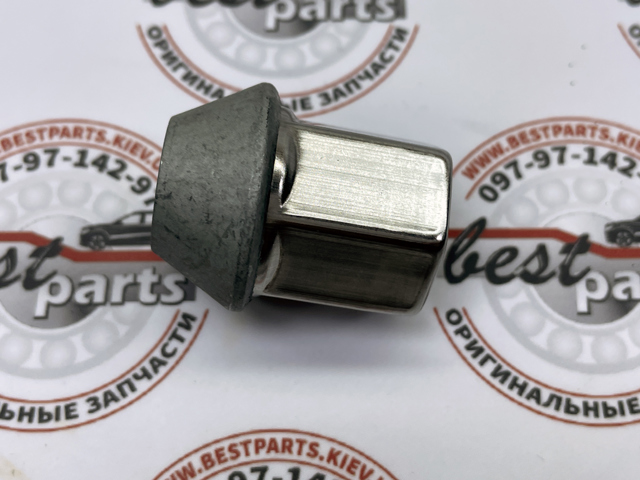 LR001381 LAND ROVER Гайка колесная купить в Черновцы