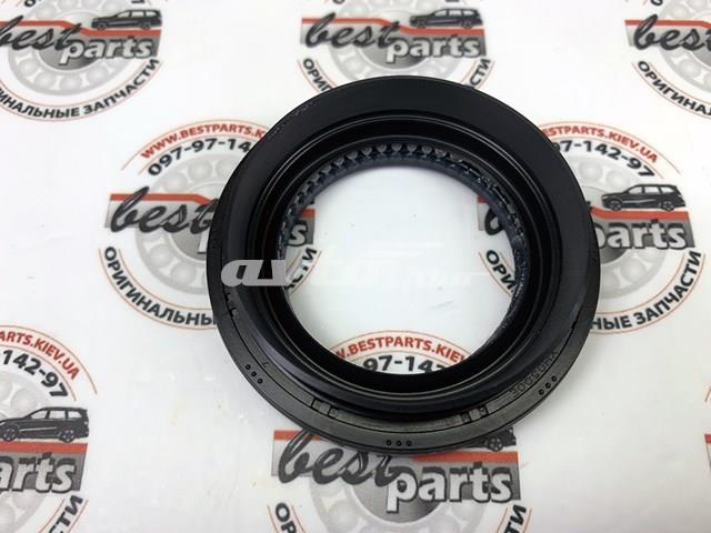 LR002905 LAND ROVER Левый сальник полуоси купить в Запорожье