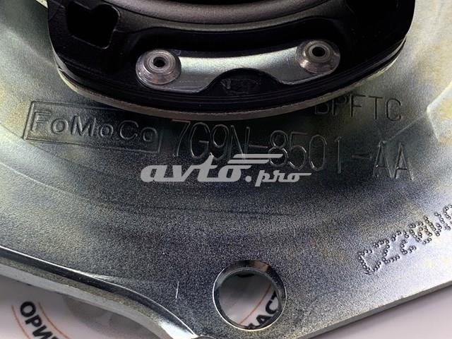 LAND ROVER LR006861 Помпа водяная (насос) охлаждения в наличии Кривой Рог