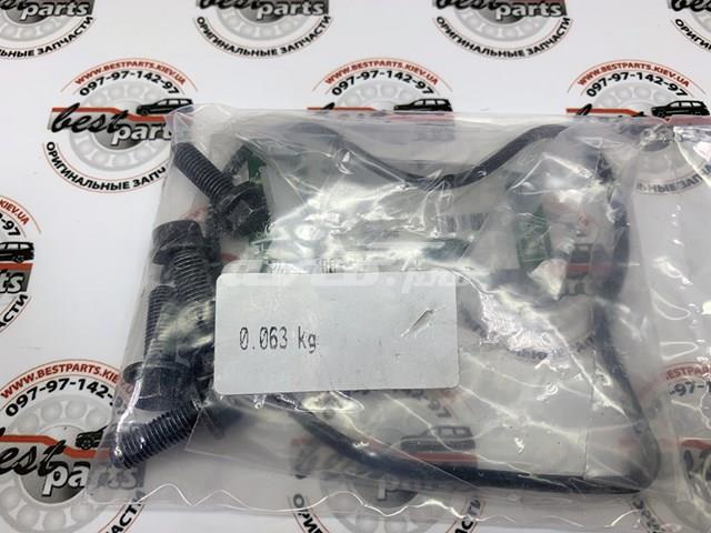 LAND ROVER LR006861 Помпа водяная (насос) охлаждения в наличии Полтава