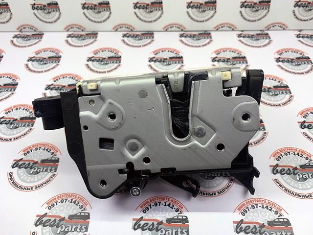 LAND ROVER LR012791 Замок водительской двери в наличии Полтава