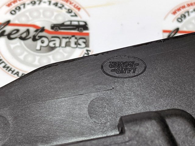 LR013866 LAND ROVER Кронштейн бампера переднего левый купить в Ужгород