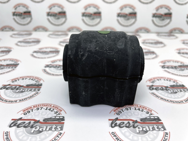 LR018354 LAND ROVER Втулка стабилизатора купить в Каменское