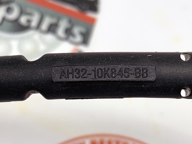 LR019401 LAND ROVER Датчик износа тормозных колодок передний купить в Хмельницкий