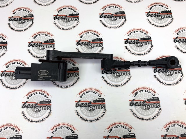 LR020155 LAND ROVER Датчик уровня положения кузова передний левый купить в Винница