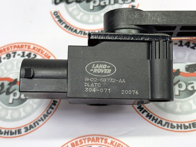 LR020159 LAND ROVER Датчик уровня положения кузова задний левый купить в Черкассы