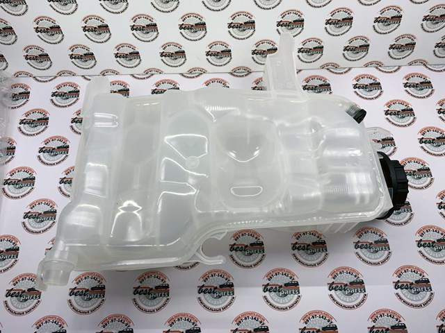 LR023077 LAND ROVER Бачок системы охлаждения купить в Сумы