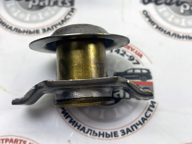 LR023138 LAND ROVER Термостат купить в Кривой Рог