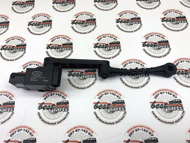 LAND ROVER LR023646 Датчик уровня положения кузова передний в наличии Ужгород