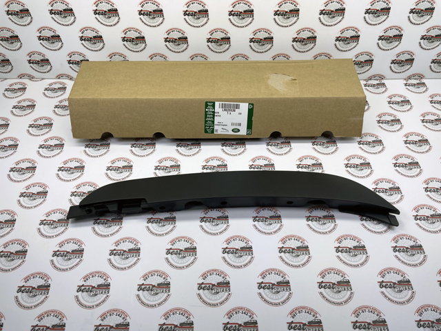 LR026536 LAND ROVER Спойлер переднего бампера правый купить в Харьков