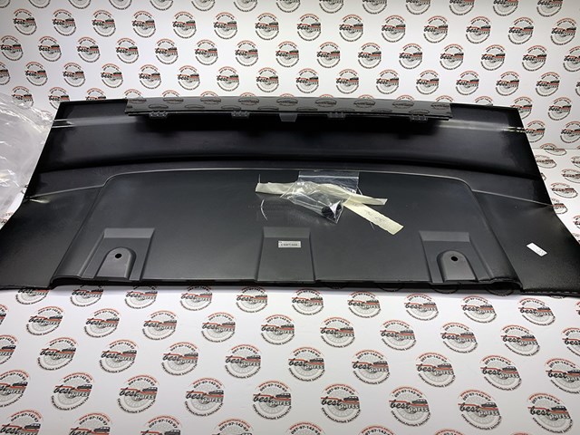 LR028187 LAND ROVER Накладка бампера переднего центральная купить в Черкассы