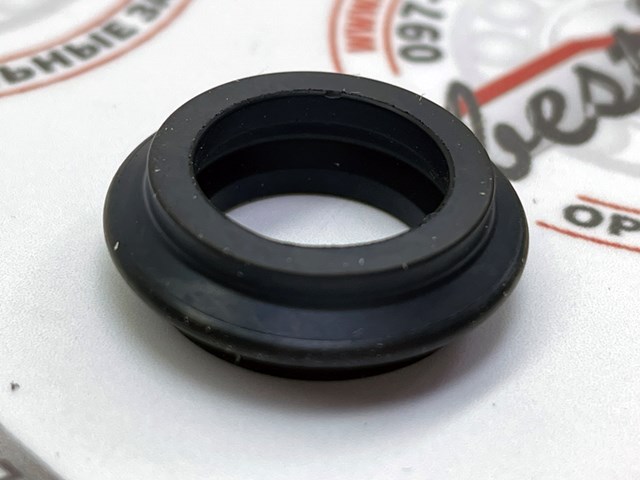 LR030593 LAND ROVER Прокладка водяной помпы купить в Сумы