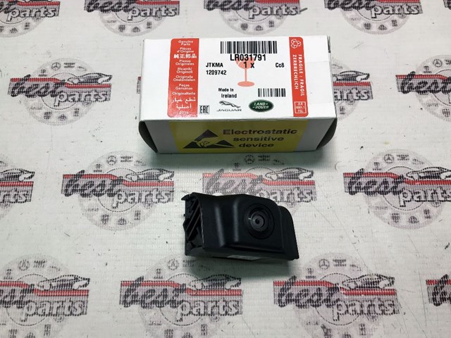LR031791 LAND ROVER Камера системы обеспечения видимости купить в Кривой Рог