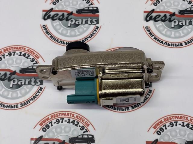 LR031826 LAND ROVER Камера заднего вида купить в Украина