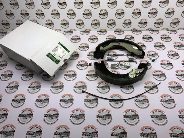 LR031947 LAND ROVER Колодки ручника (стояночного тормоза) купить в Одесса