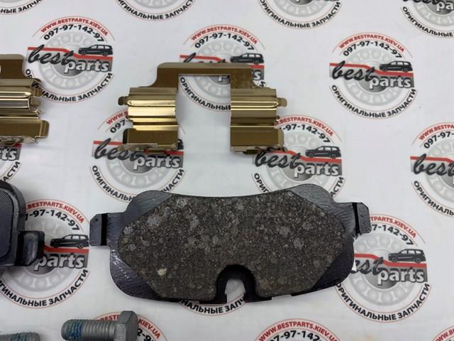 LR032903 Задние тормозные колодки купить Черновцы