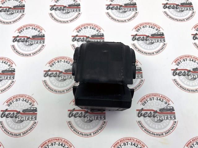 Прокладка стабильзатора заднего LR033239 LAND ROVER