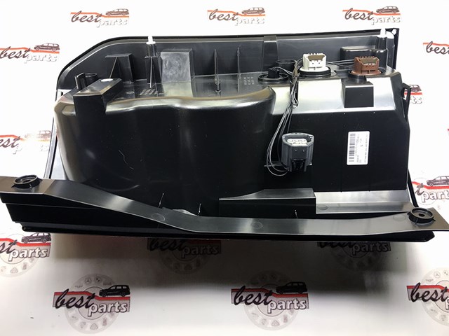 LR036165 LAND ROVER Фонарь задний левый купить в Львов