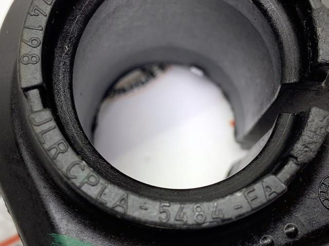 LR043584 LAND ROVER Втулка стабилизатора переднего купить в Киев