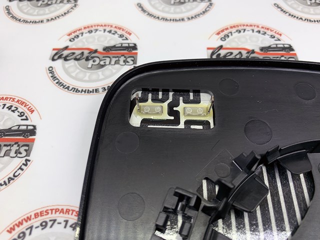 LR051351 LAND ROVER Зеркальный элемент зеркала заднего вида левого купить в Винница