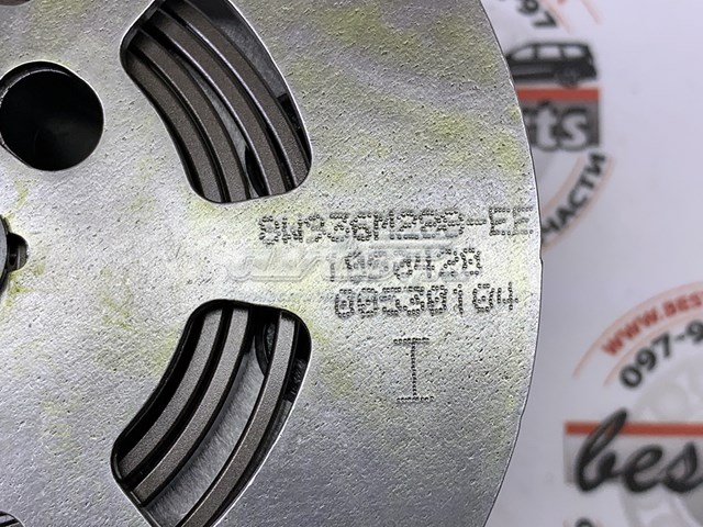 LR061551 LAND ROVER Шестерня впускного распредвала купить в Винница