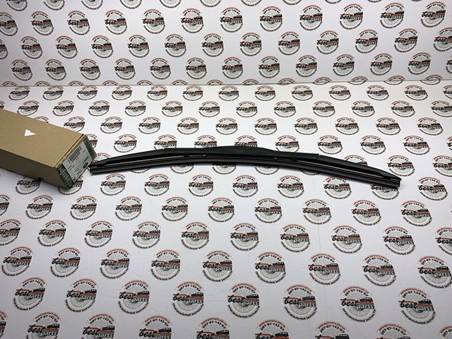 LAND ROVER LR064428 Щетка-дворник лобового стекла пассажирская в наличии Кривой Рог