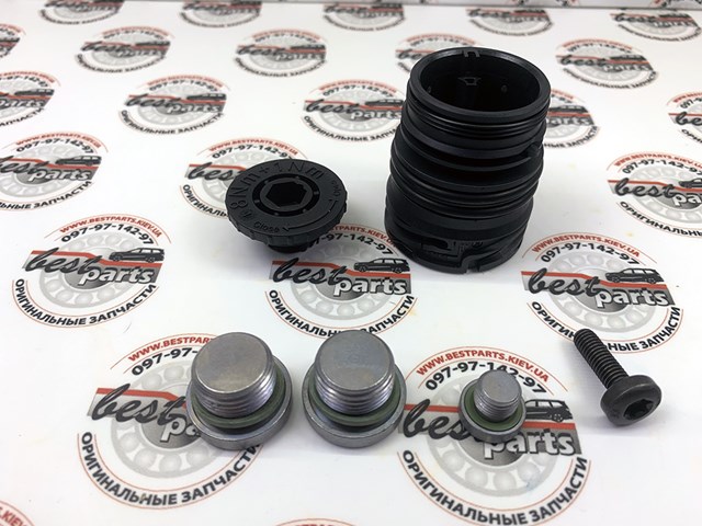 LR065237 LAND ROVER Заглушка днища купить в Харьков