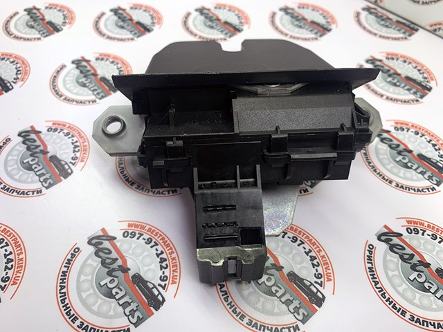 LAND ROVER LR072417 Замок крышки багажника (двери 3/5-й задней) в наличии Запорожье