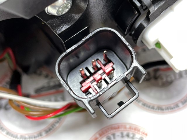 LR074813 LAND ROVER Фонарь задний левый купить в Украина