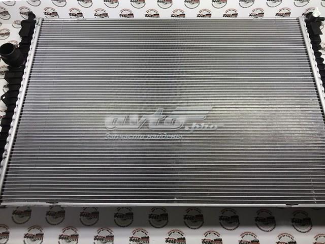 Радиатор водяной LR075360 LAND ROVER