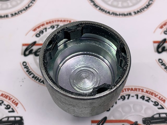 LR078545 LAND ROVER Колесный болт купить в Украина