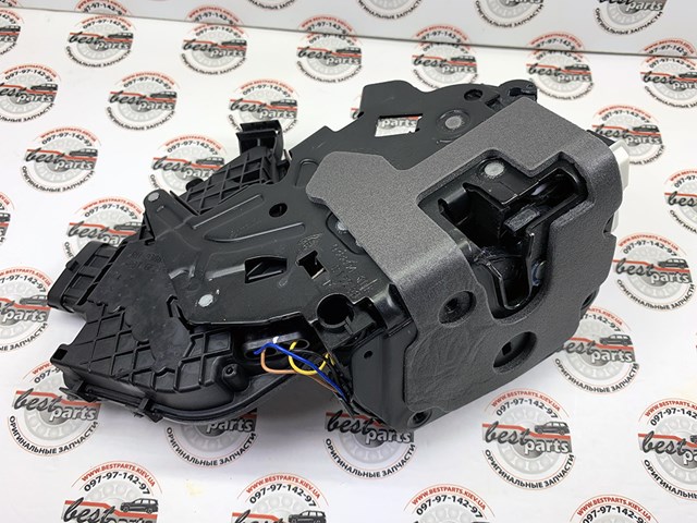 LAND ROVER LR078742 Замок двери задней правой в наличии Кривой Рог