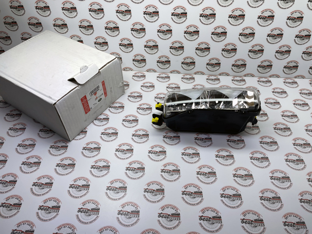 LR080284 LAND ROVER Фара противотуманная левая купить в Запорожье