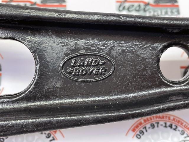 Правый рычаг передней нижней подвески LR084095 LAND ROVER